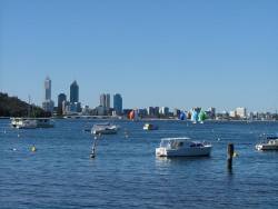 Perth, ville très agréable, où les activités nautiques sont légion