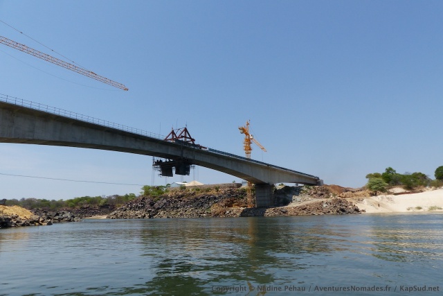 Le pont en construction à Senanga va bouleverser la vie de tous les habitants de la région