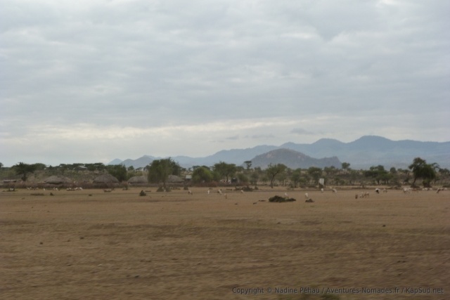 Un village de la région de la chaines des Chyulu Hills