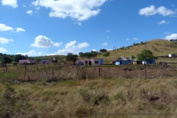 Un village du pays zoulou que nous traversons