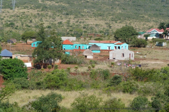 De jolies maisons colorées égayent les villages