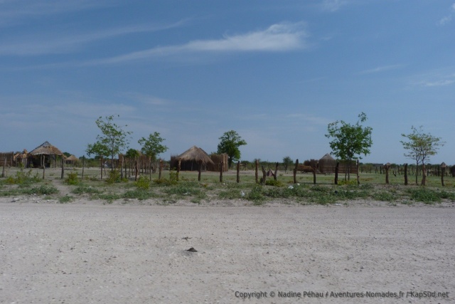 Les villages des environs ont été construits pour accueillir ceux qui fuyaient la guerre civile en Angola 