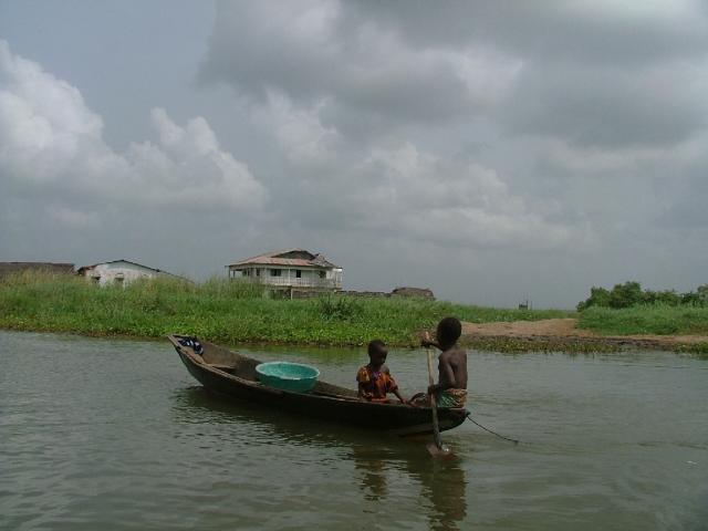 Petites filles d'Aguégué