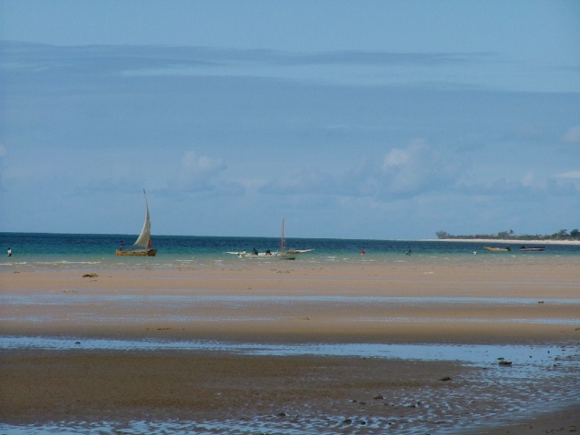 Boutres au mouillage en attendant la marée haute